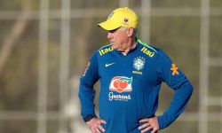 أنشيلوتي يستدعي رافينيا ويستبعد لاعبي ريال مدريد من قائمة البرازيل